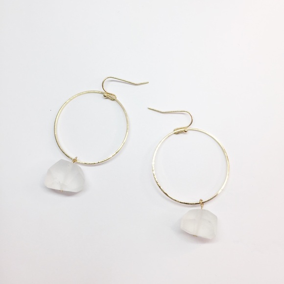 NWT Anthropologie gold hoop earrings - Picture 5 of 5